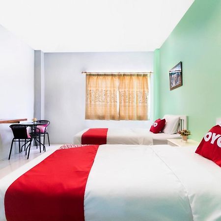 Oyo 632 Thanagrit Apartelle Tha Mai Екстериор снимка